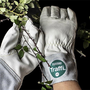 Traffi Reusable Green Gloves