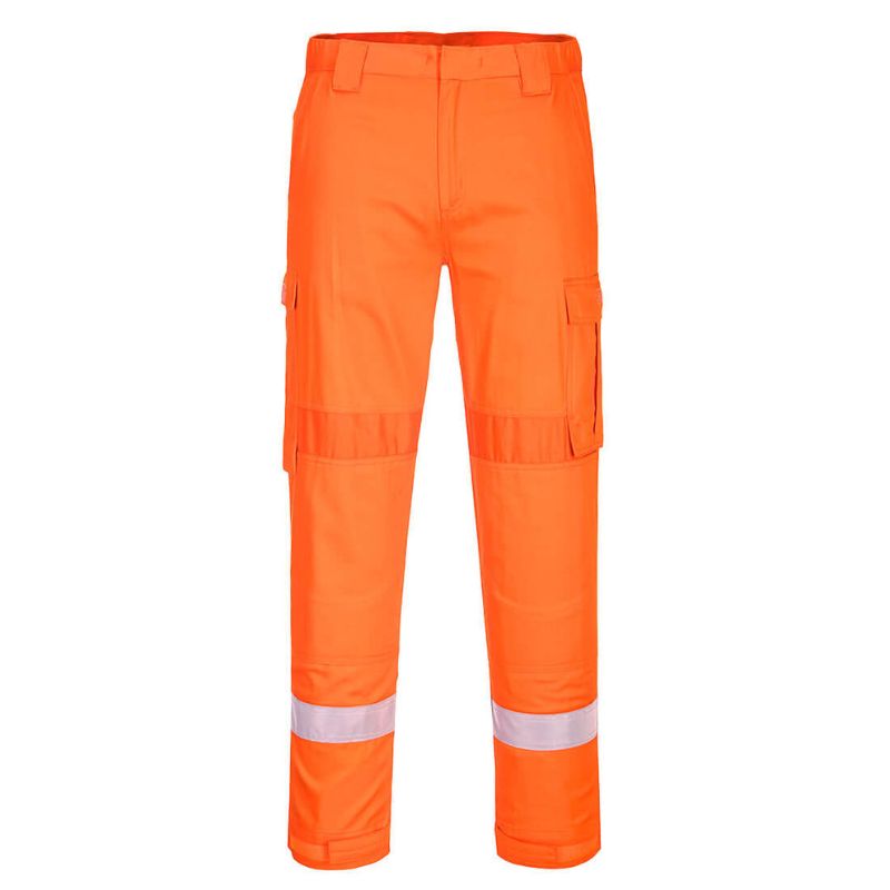 Flame store resistant trousers