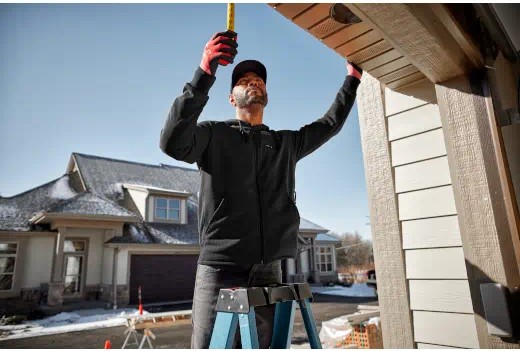 Milwaukee M12 Heated Winter Work Hoodie in Action